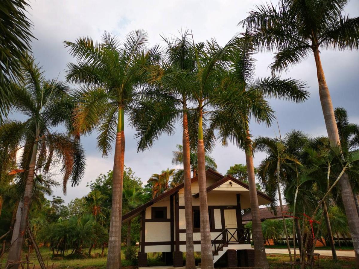 Rs Phong Riverside Resort Khon Kaen Esterno foto