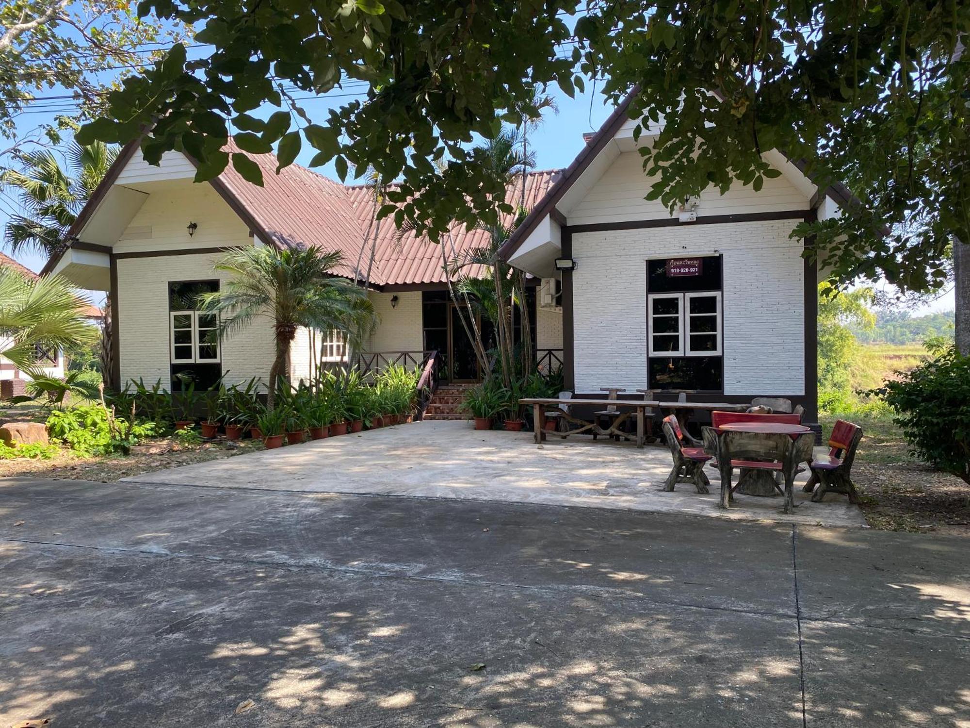 Rs Phong Riverside Resort Khon Kaen Esterno foto
