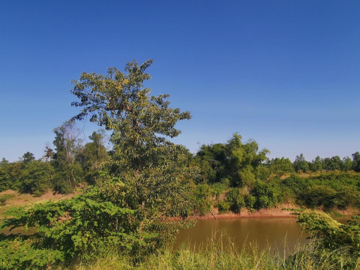 Rs Phong Riverside Resort Khon Kaen Esterno foto