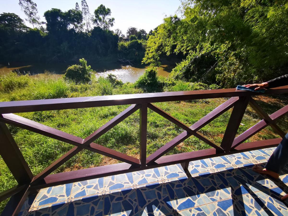 Rs Phong Riverside Resort Khon Kaen Esterno foto