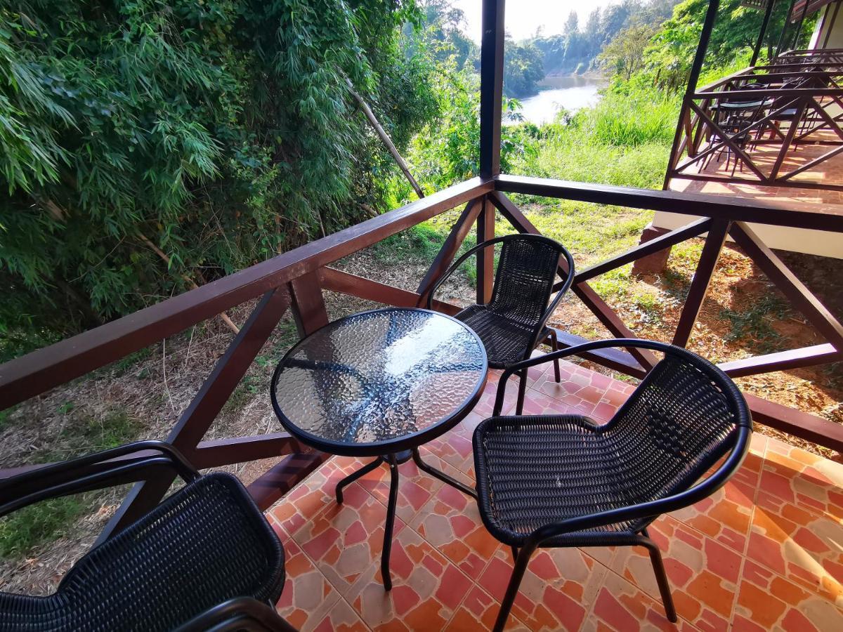 Rs Phong Riverside Resort Khon Kaen Esterno foto